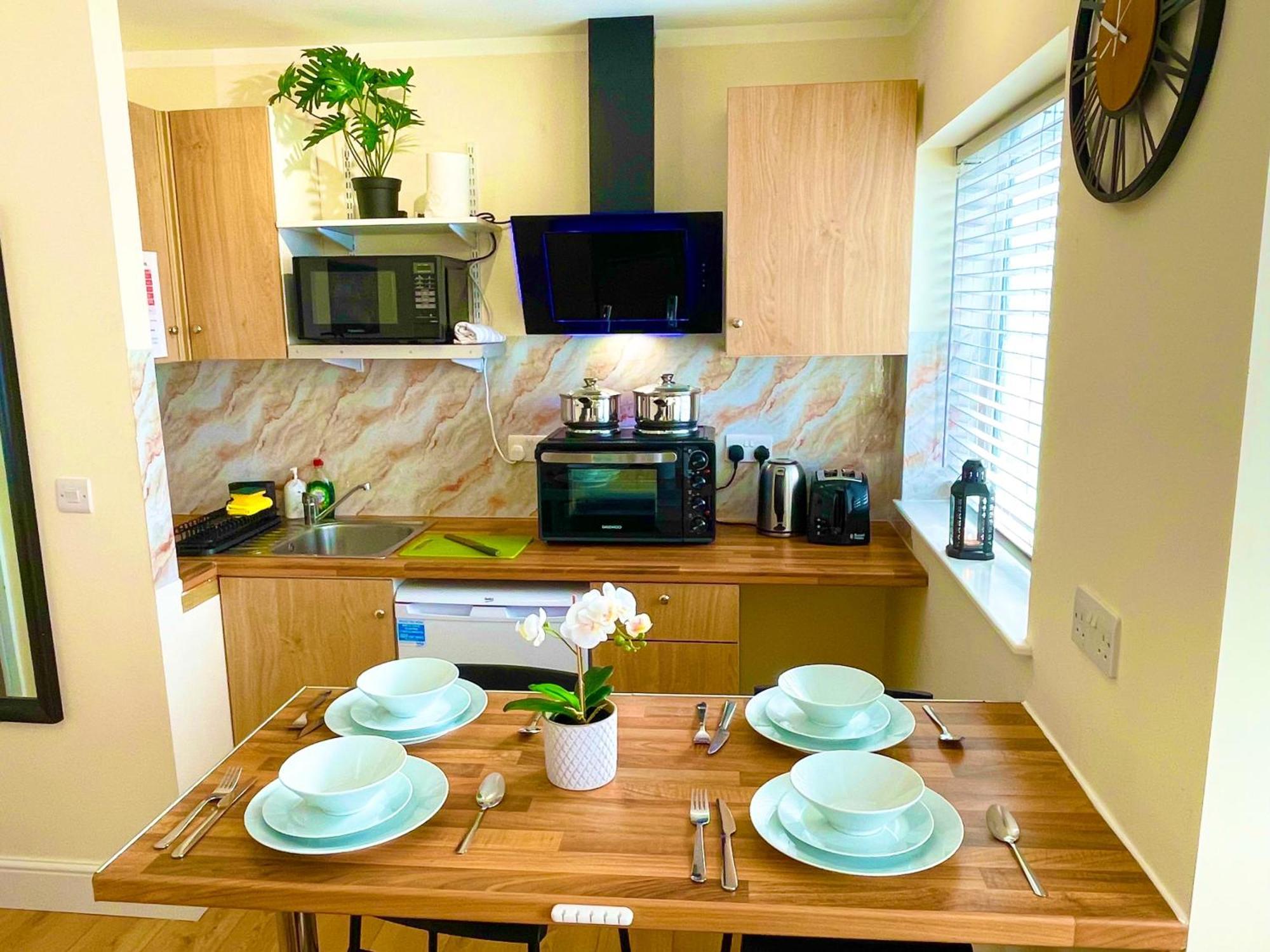 Sleeps4-freeparking-pets-wifi-london Apartment *